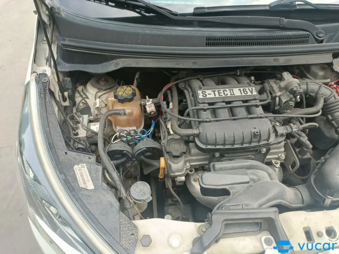 Chevrolet Spark 1.2 2018 - Khoang động cơ 1