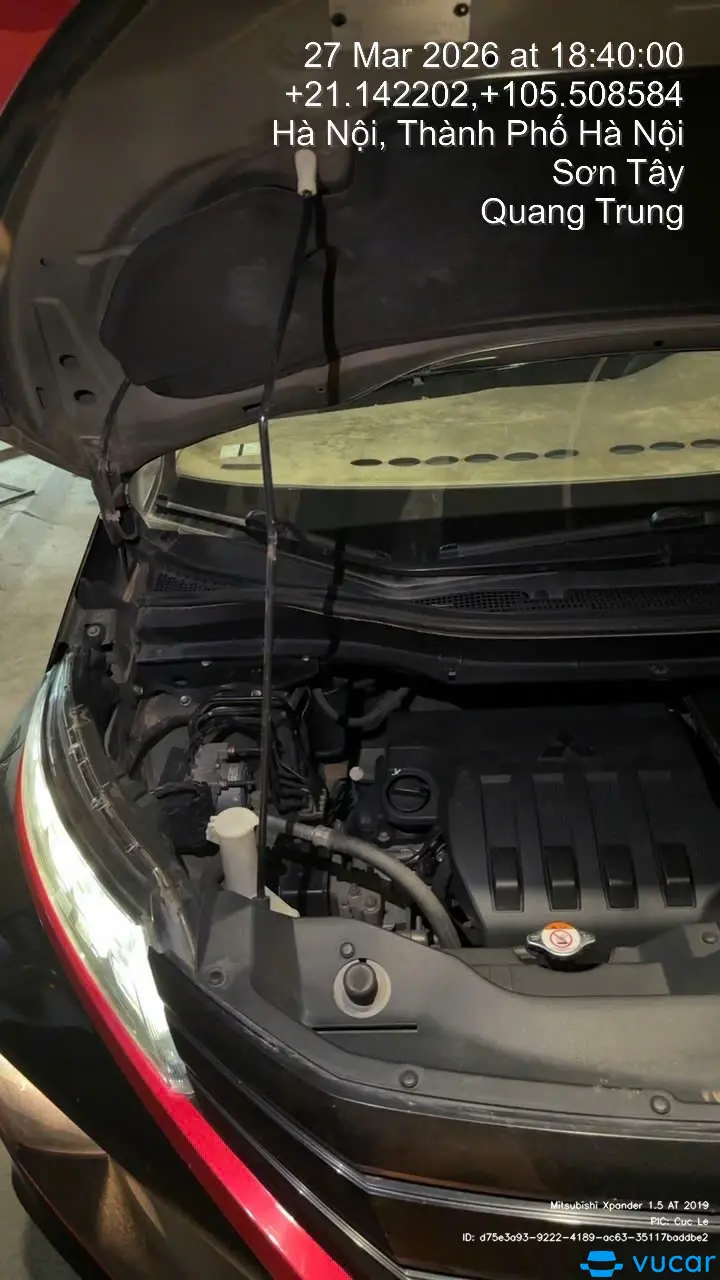 Mitsubishi Xpander 1.5 AT 2019 - Khoang động cơ 3