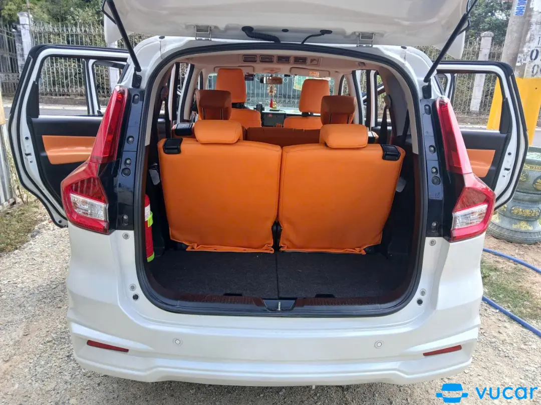 Suzuki Ertiga Hybrid Sport 1.5 AT 2022 - Nội thất 6