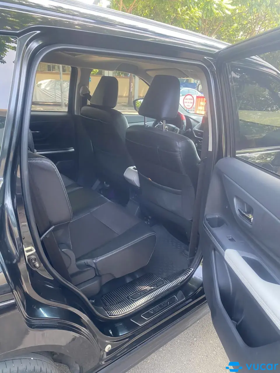 Toyota Veloz Cross Top 1.5 CVT 2024 - Nội thất 6