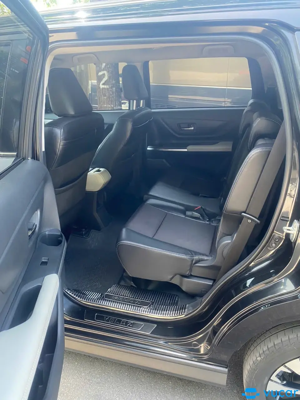 Toyota Veloz Cross Top 1.5 CVT 2024 - Nội thất 4
