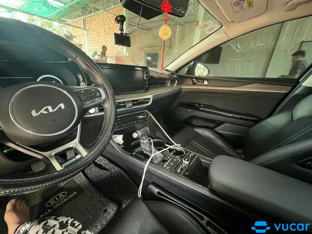 Kia K5 2.0 Premium 2022 - Nội thất 2