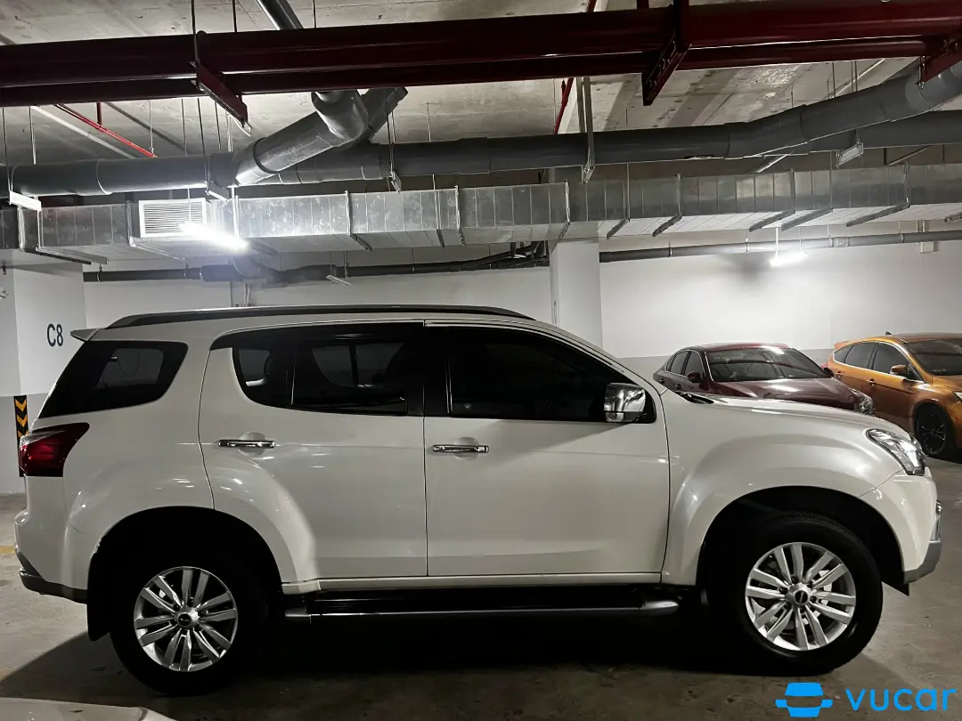 Isuzu Mu-x Prestige 1.9 4X2 AT 2021 - Ngoại thất 6