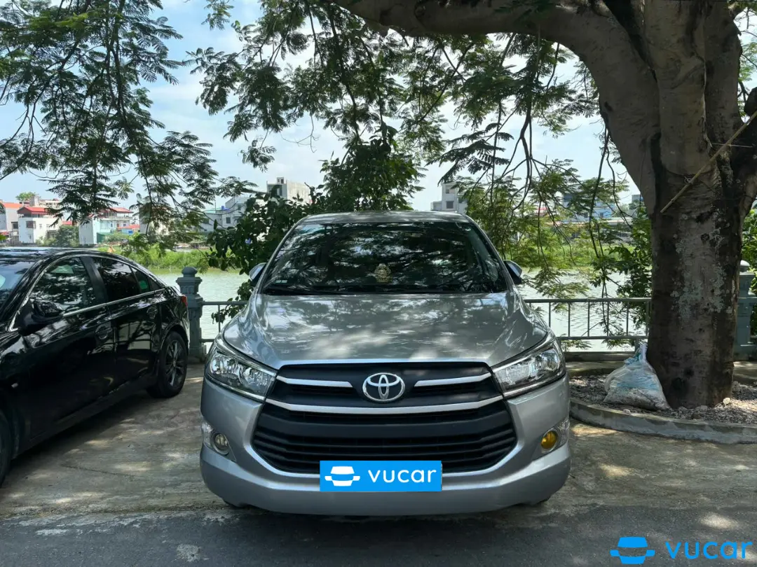 Toyota Innova 2.0E 2017 - Ngoại thất 1