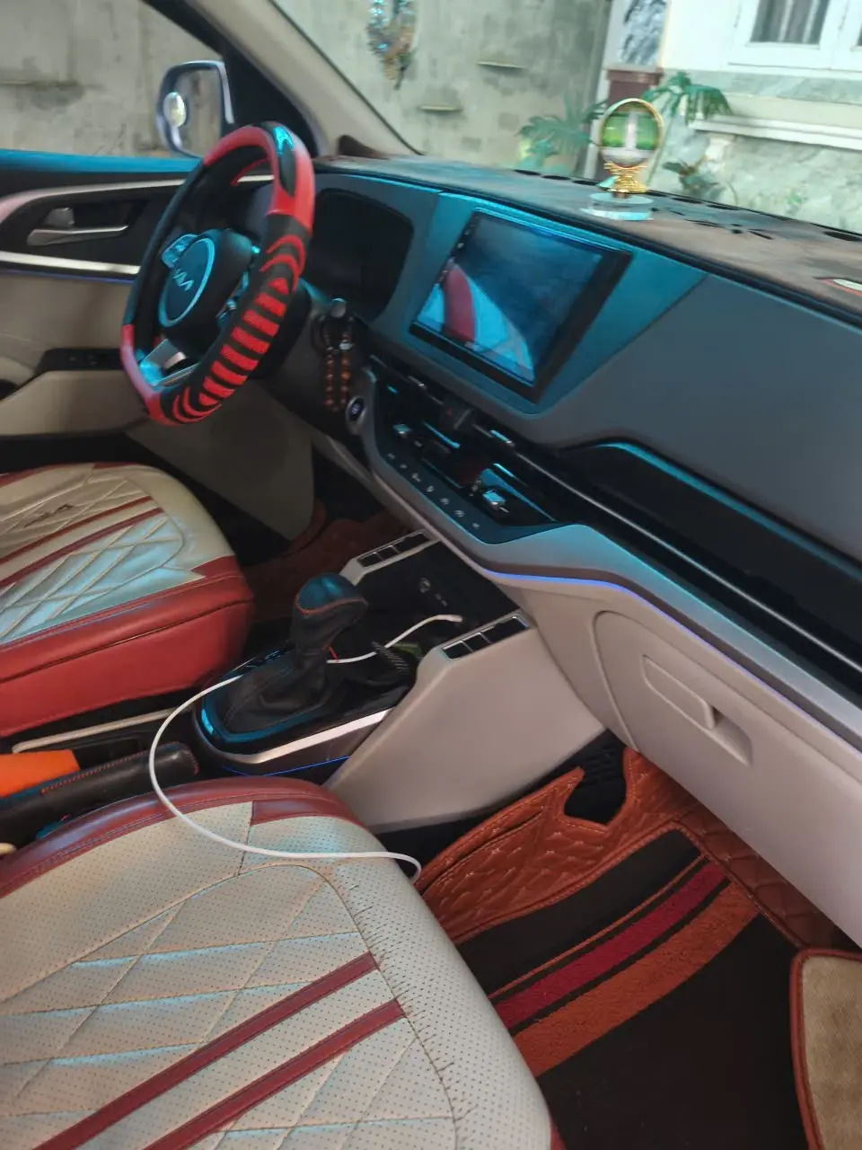 Kia Carens 1.5G Luxury 2023 - Nội thất 2