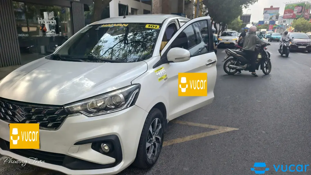 Ảnh xe Suzuki Ertiga Hybrid 1.5 AT 2022