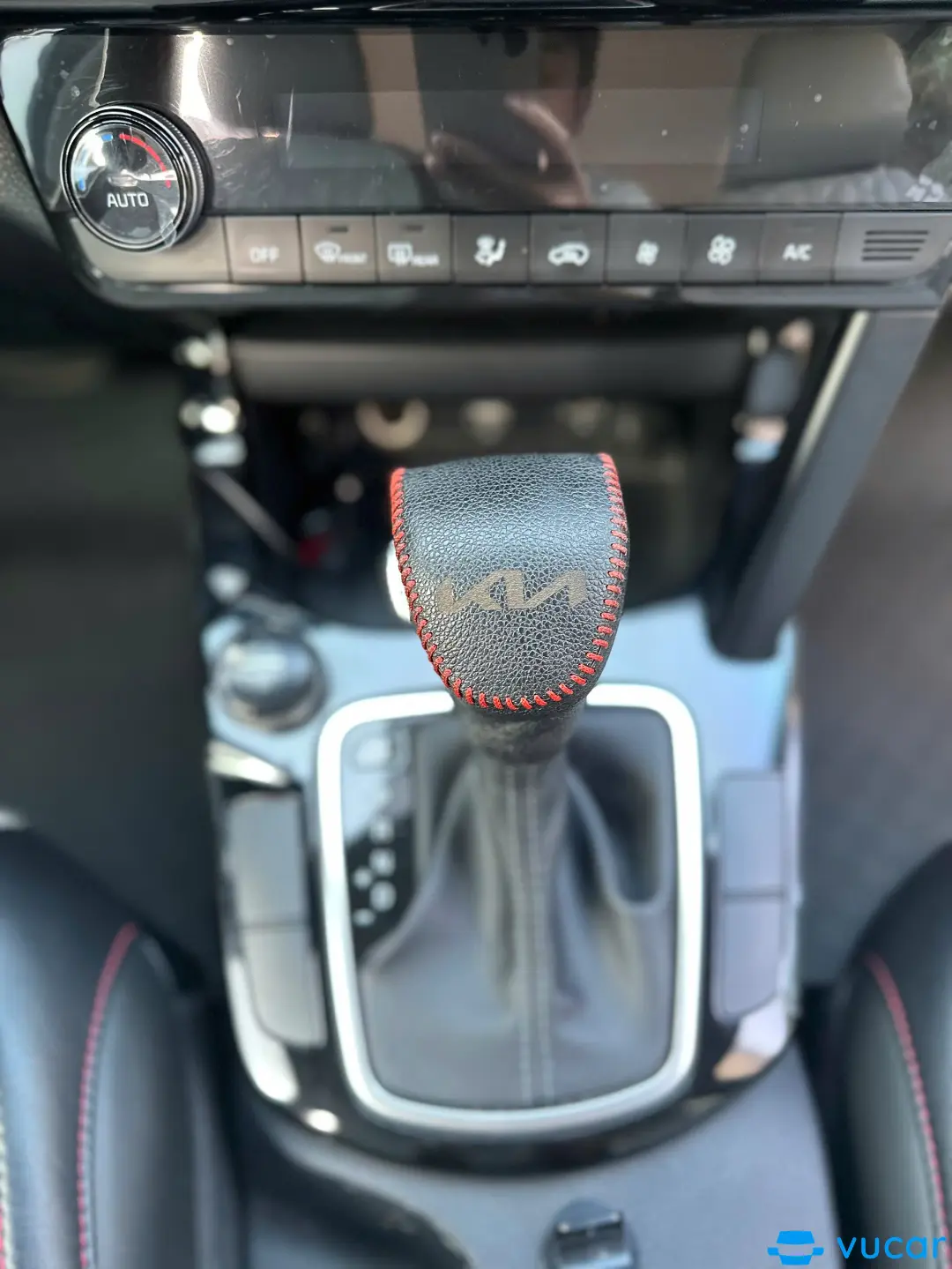 Kia Seltos Luxury 2022  - Nội thất 3