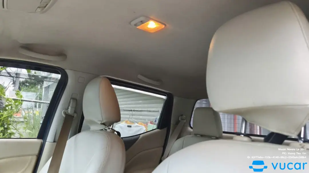 Nissan Navara Le 2017 - Nội thất 3