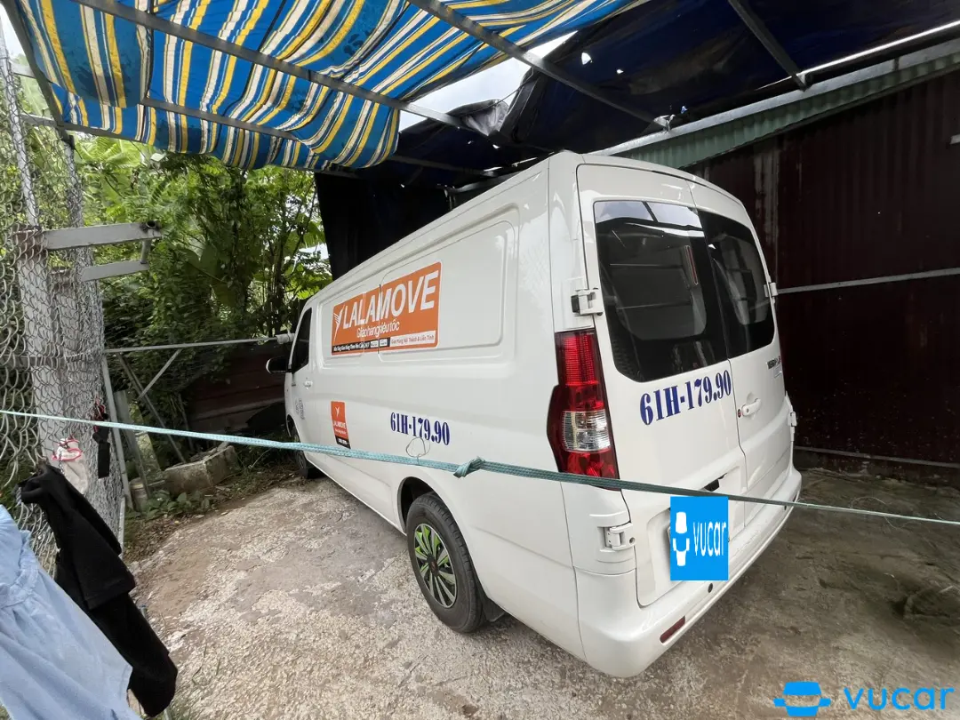 Ảnh xe Teraco Tera V8 2025