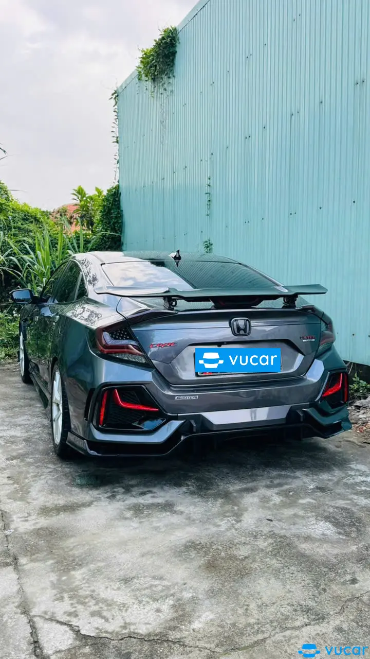 Honda Civic 1.5 l N/A 2017 - Ngoại thất 3