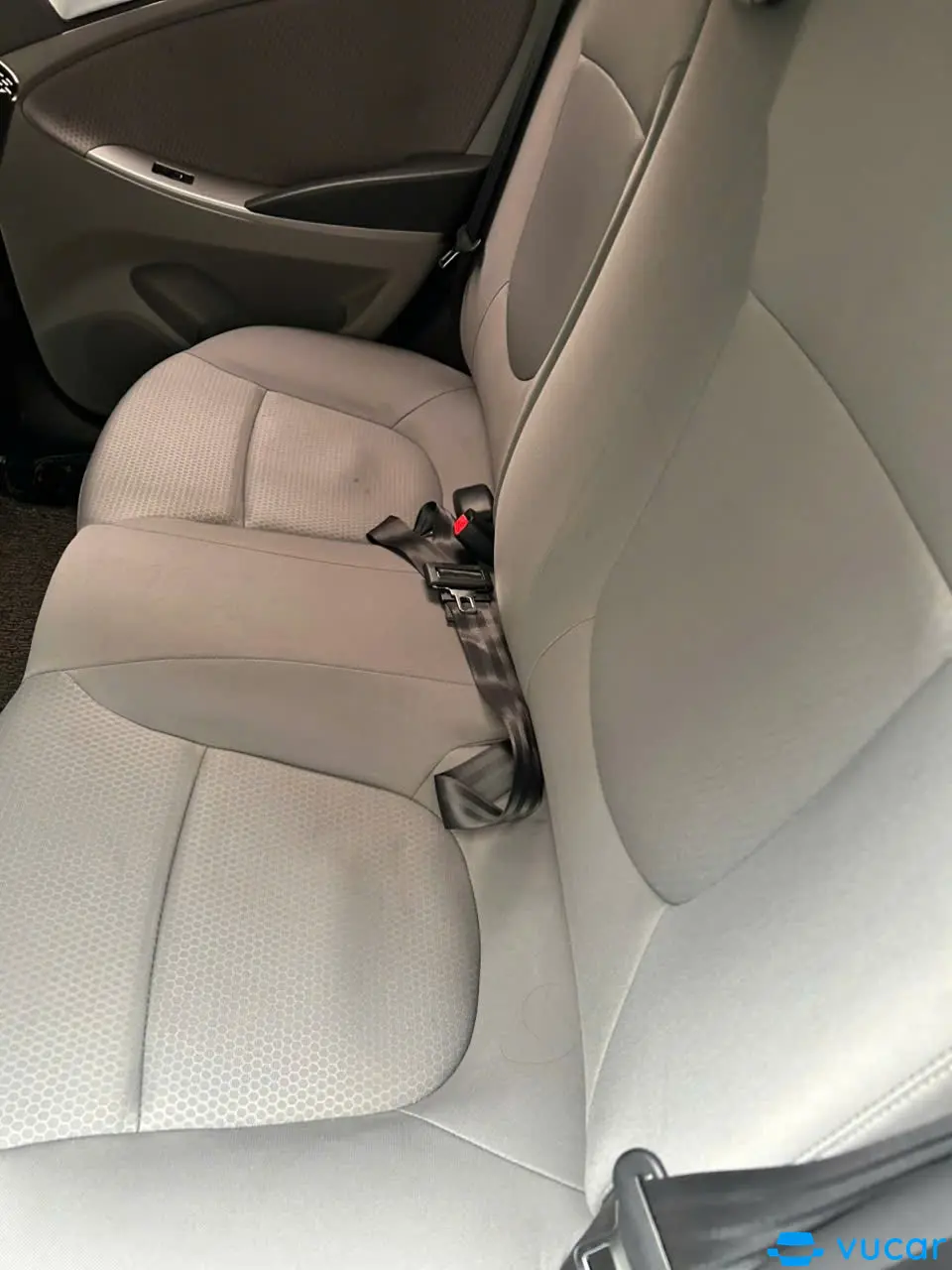 Hyundai Accent 1.4 AT 2015 - Nội thất 1