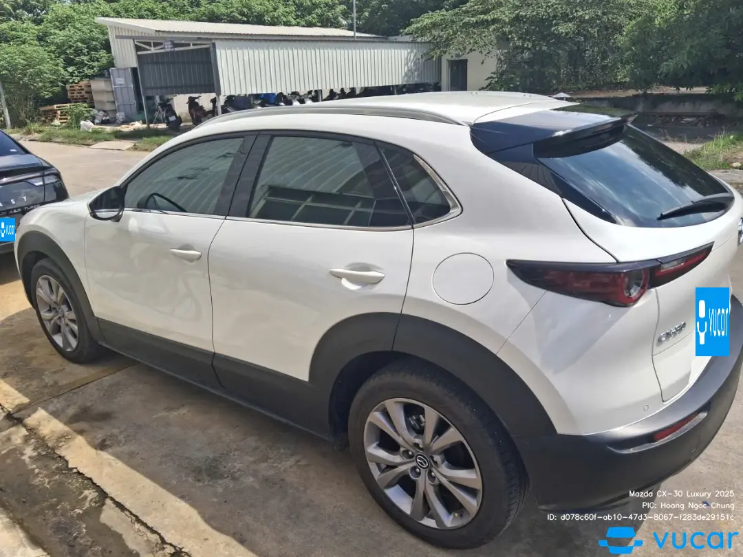 Ảnh xe Mazda CX-30 Luxury 2025 - ảnh 2