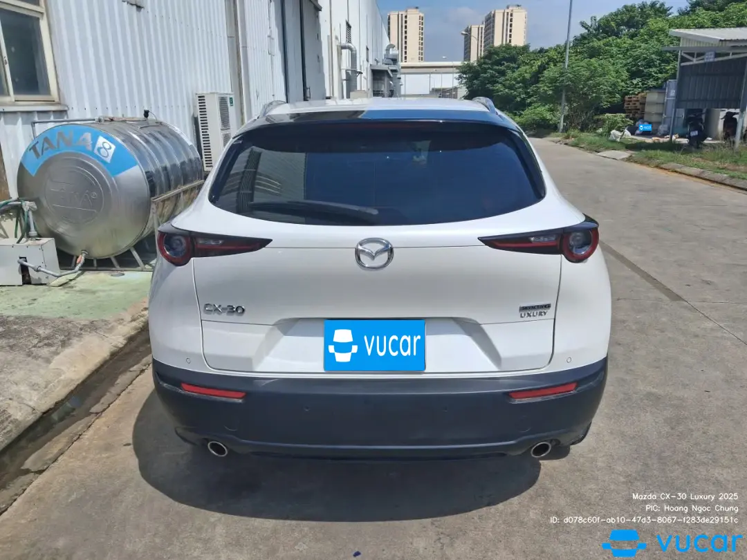 Ảnh xe Mazda CX-30 Luxury 2025 - ảnh 3