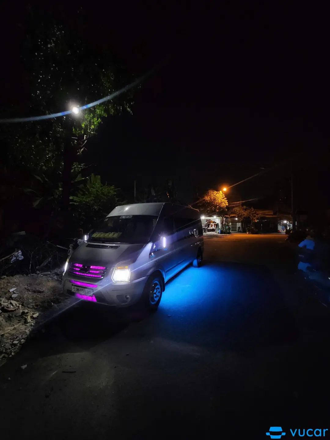 Ford Transit Standard MID 2016 - Nội thất 2