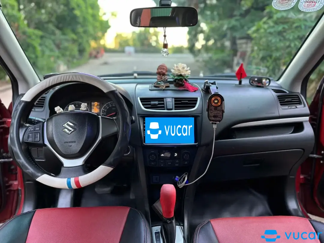 Suzuki Swift 1.4 AT 2014 - Nội thất 1