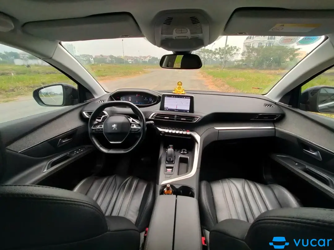 Peugoet 5008 năm 2018 - Nội thất 1