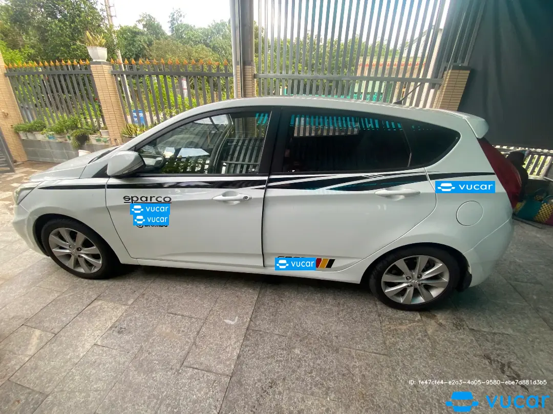 Hyundai Accent 1.4 AT 2014 - Ngoại thất 8