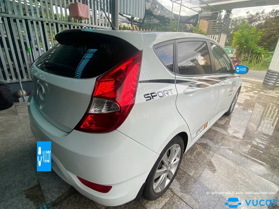 Hyundai Accent 1.4 AT 2014 - Ngoại thất 10