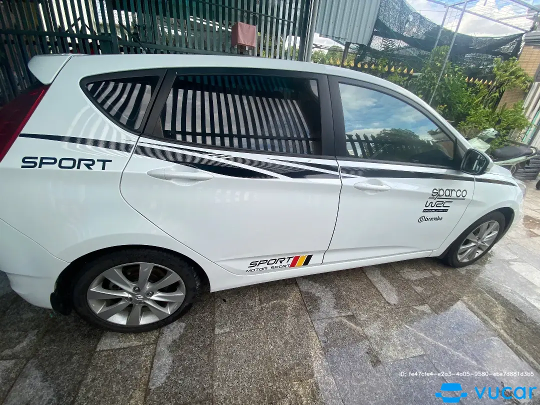 Hyundai Accent 1.4 AT 2014 - Ngoại thất 14