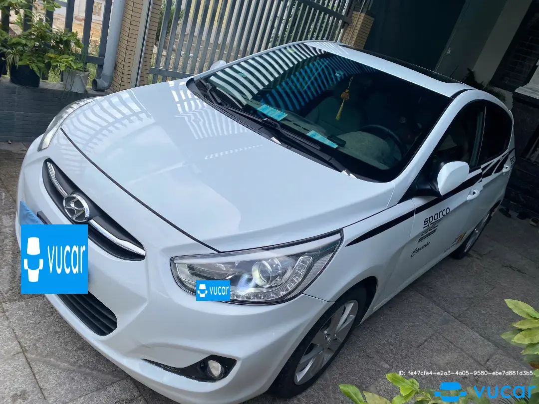 Hyundai Accent 1.4 AT 2014 - Ngoại thất 6