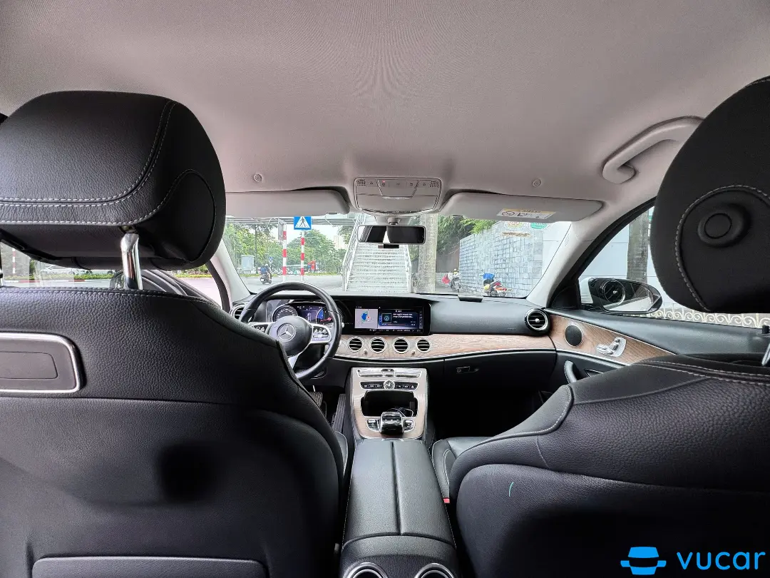Mercedes E class E200 2018 - Nội thất 4