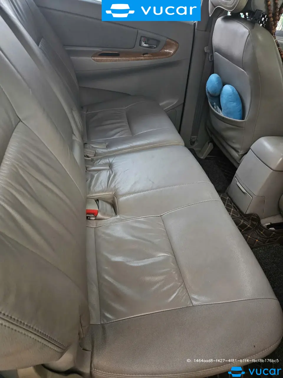 Toyota Innova V 2010 - Nội thất 9