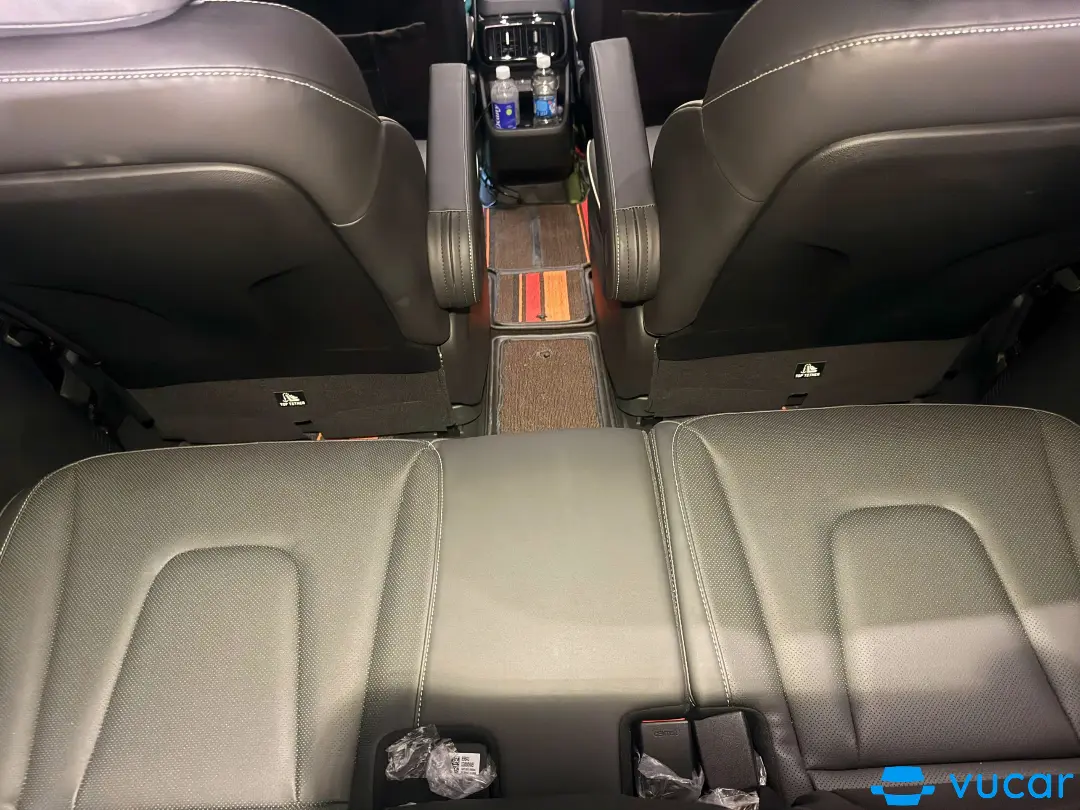 Hyundai Custin Cao Cấp 2.0T 2024 - Nội thất 7