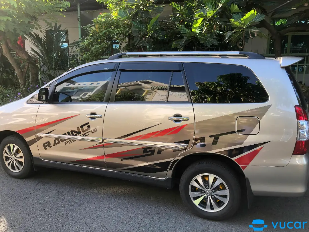 Toyota Innova G 2015