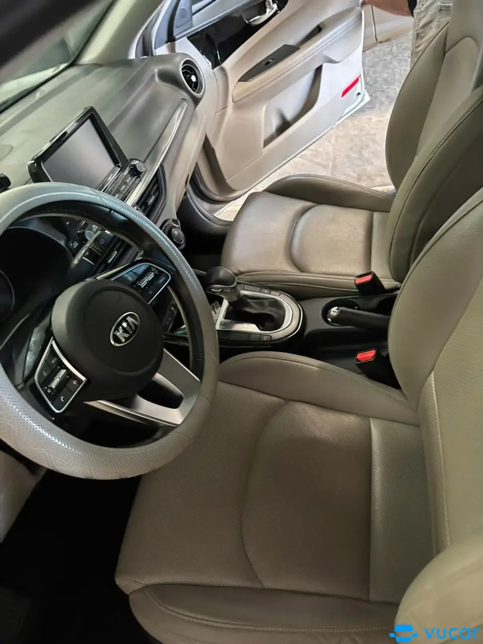 Kia Cerato 1.6 AT Luxury 2019 - Nội thất 2