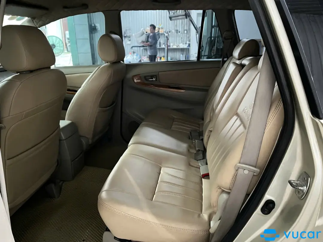Toyota Innova G 2009 - Nội thất 4
