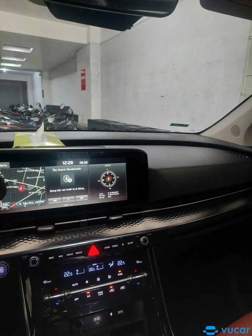 Kia Carnival Signature 2.2D 2023 - Nội thất 1