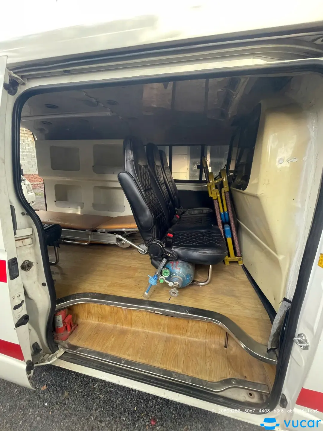 Toyota Hiace Van 2008 - Nội thất 3