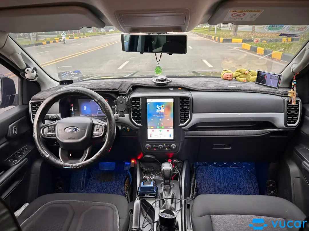 Ford Ranger XLS 4x4 2024 - Nội thất 4