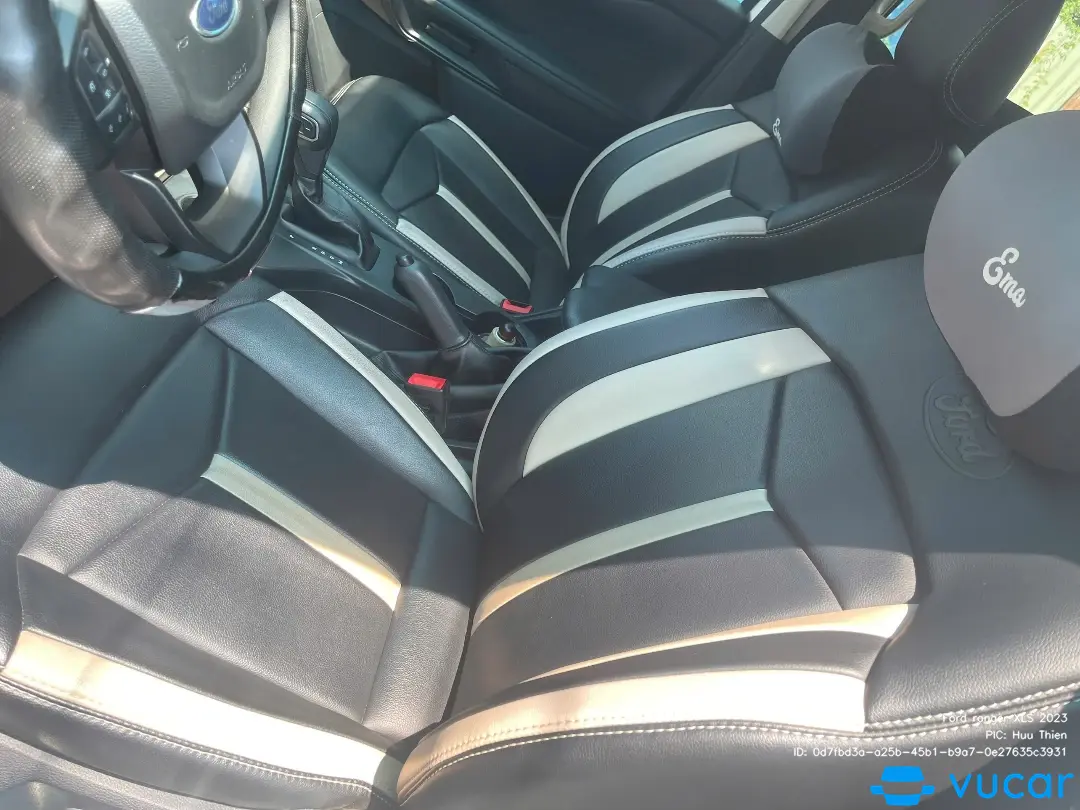 Ford ranger XLS 2023 - Nội thất 1