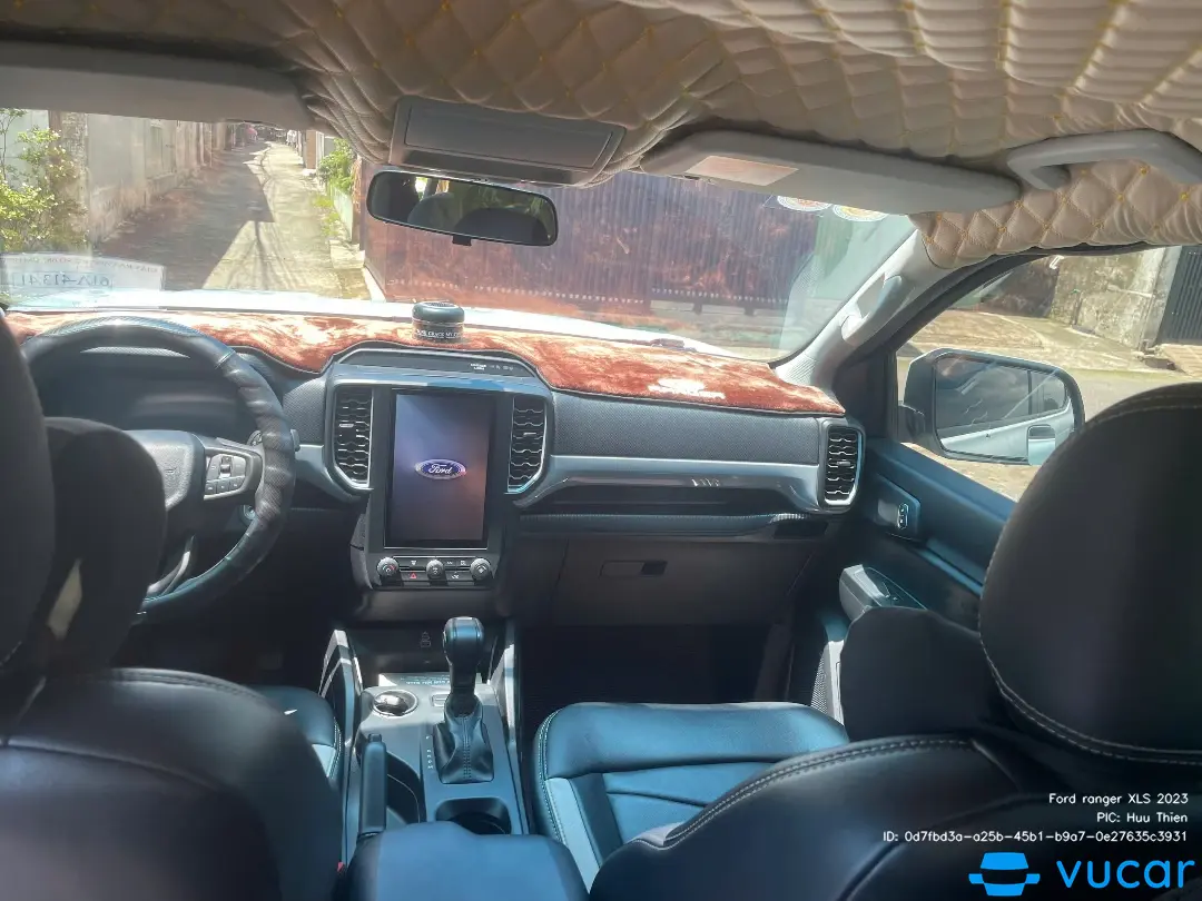 Ford ranger XLS 2023 - Nội thất 2