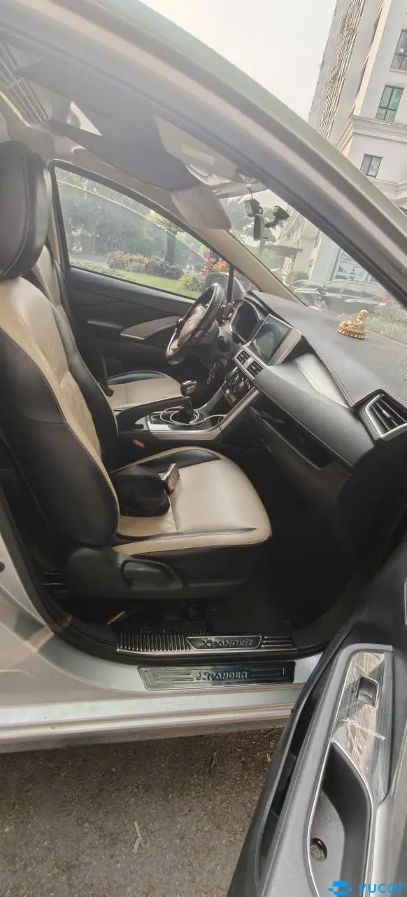 Mitsubishi Xpander MT 2022 - Nội thất 1