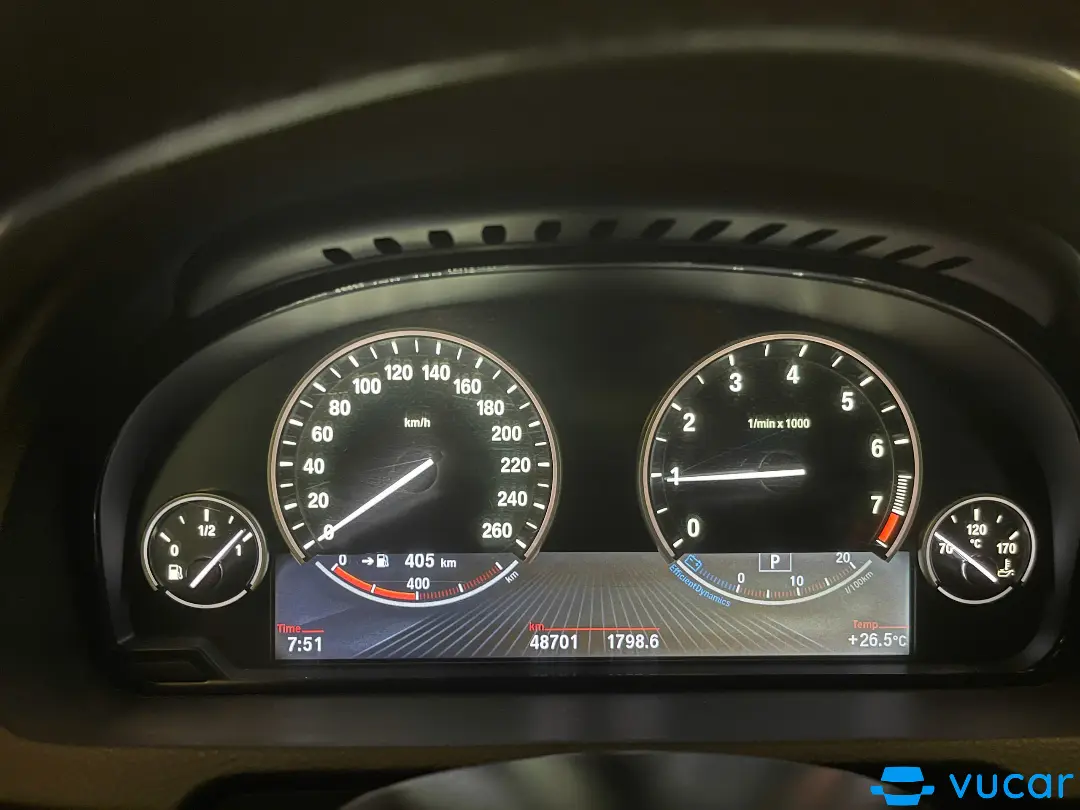 BMW GT 528i 2013 - Nội thất 4