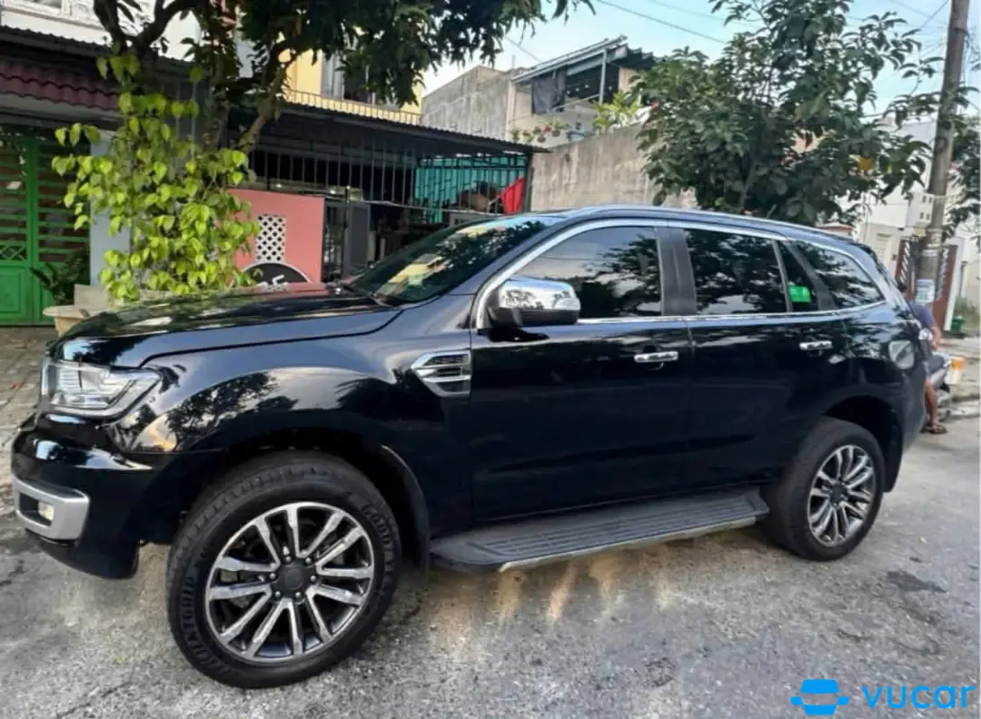 Ford Everest Titanium 4x2 bản full option 2019 - Ngoại thất 4