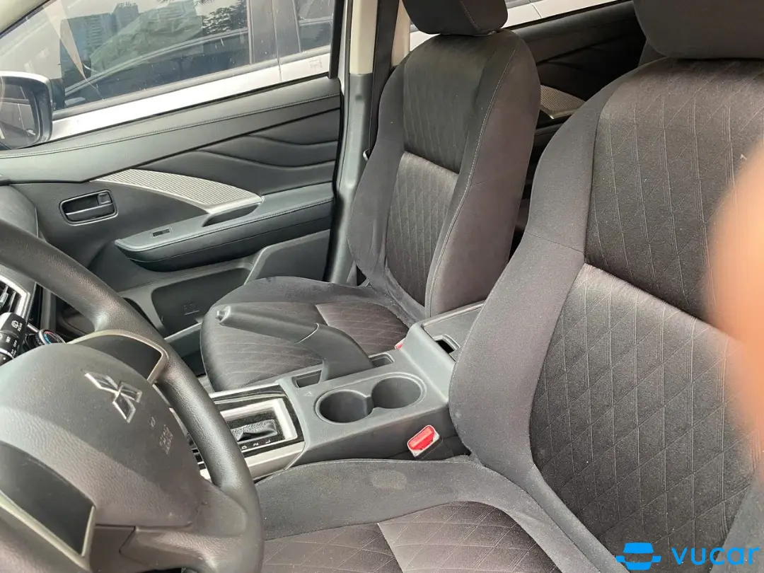 Mitsubishi Xpander 1.5 AT 2023 - Nội thất 3
