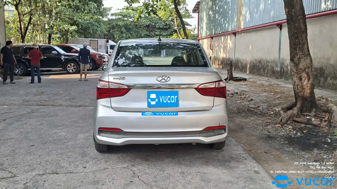 Ảnh xe I10 2019 bản base 1,2 sedan - ảnh 3