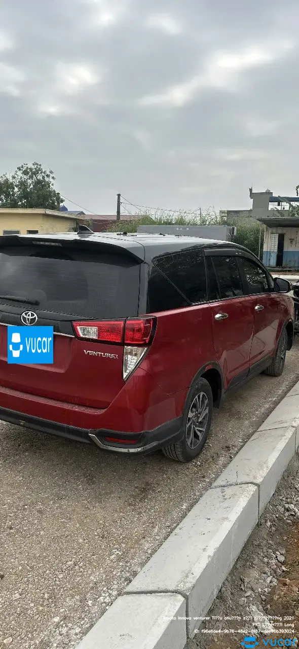 Toyota Innova venturer Tiêu chuẩn số tự động 2021 - Ngoại thất 5