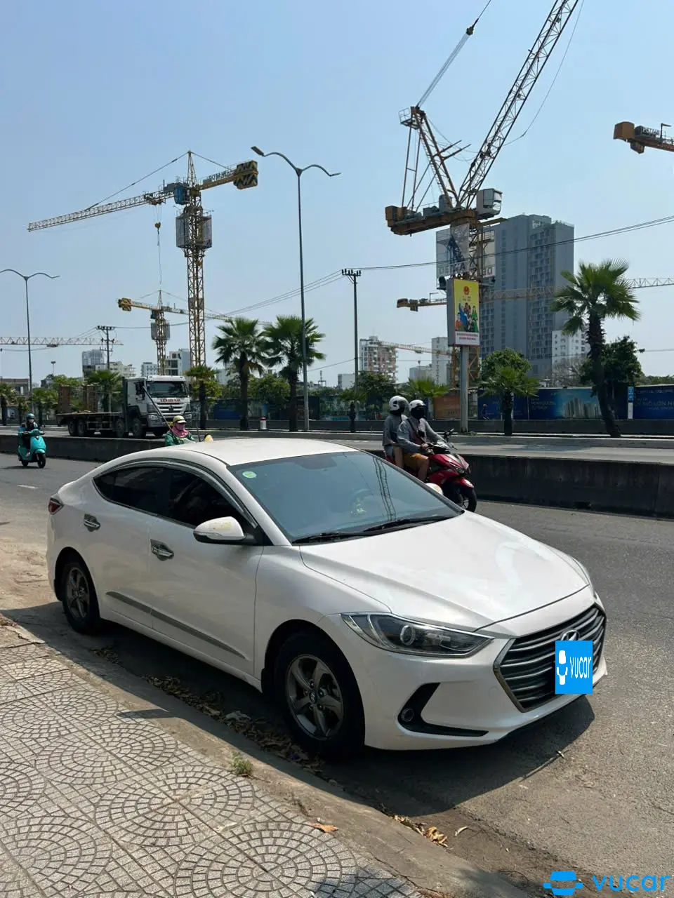 Ảnh xe Hyundai Elantra 1.6 MT 2018