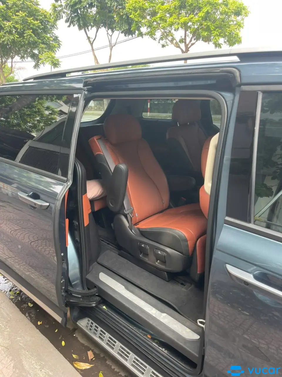 Kia Carnival Signature 2.2D 2024 - Nội thất 1