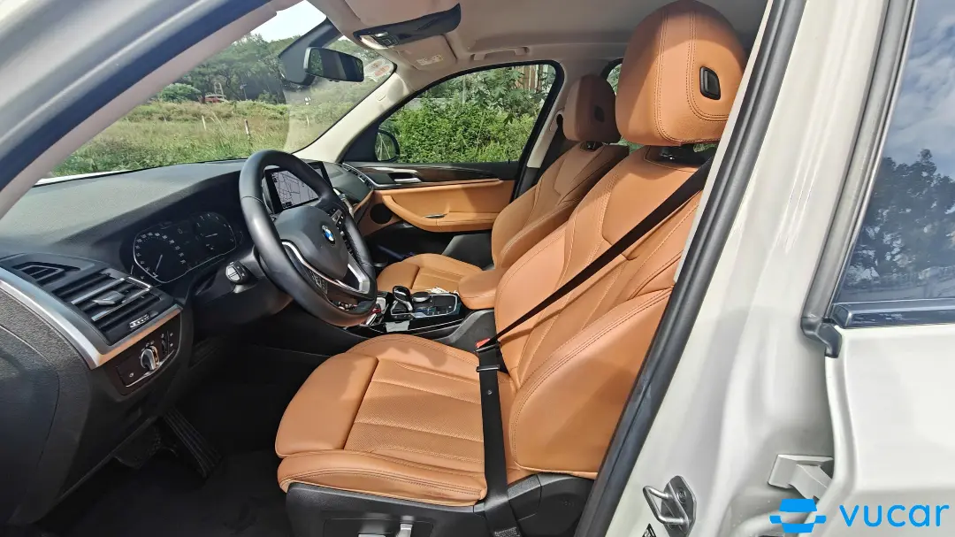 BMW X3 2023 - Nội thất 1