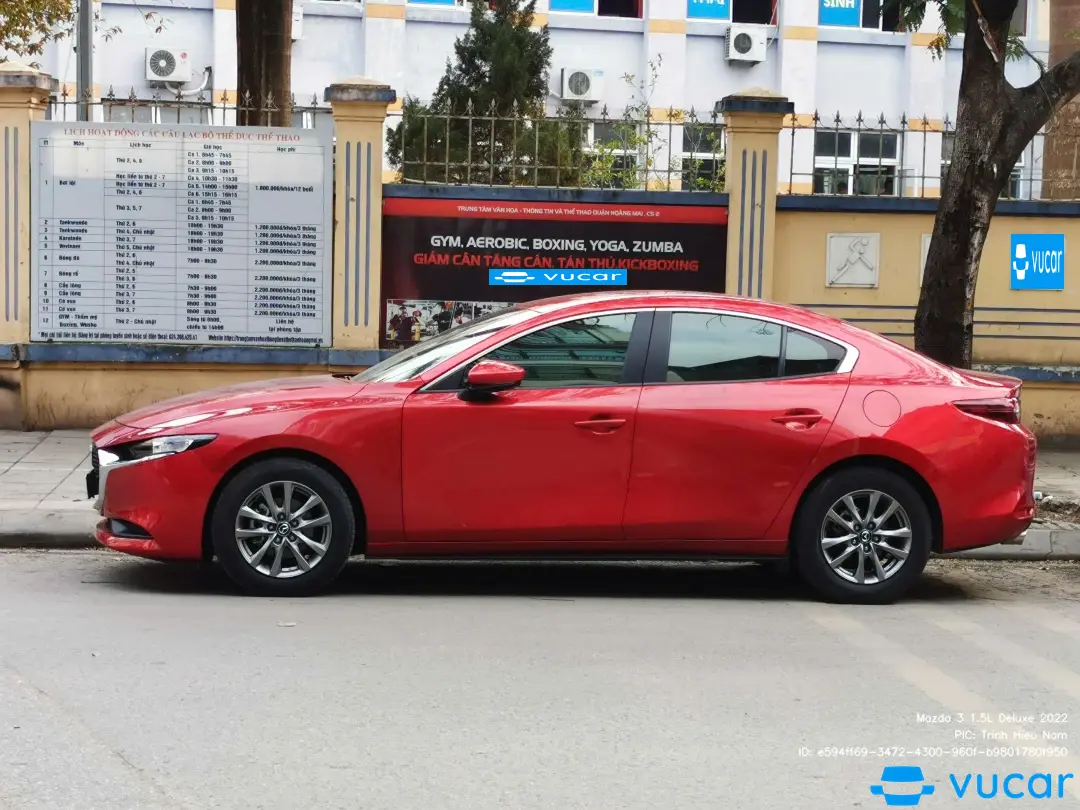 Mazda 3 1.5L Deluxe 2022