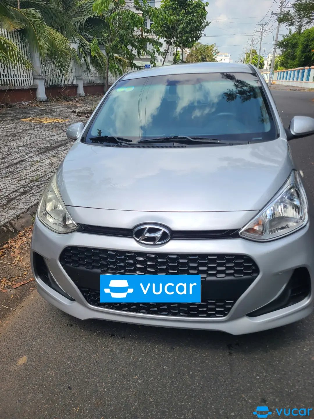 Ảnh xe huyndai i10 2018