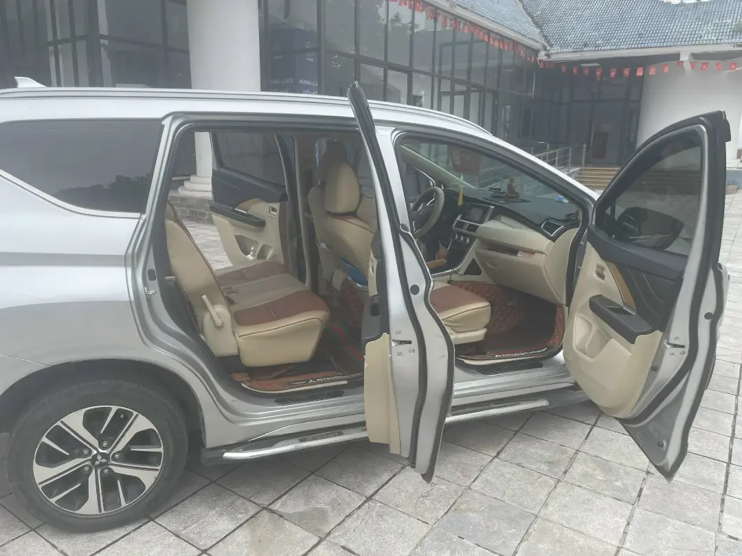 Mitsubishi Xpander 1.5 AT 2019 - Ngoại thất 5