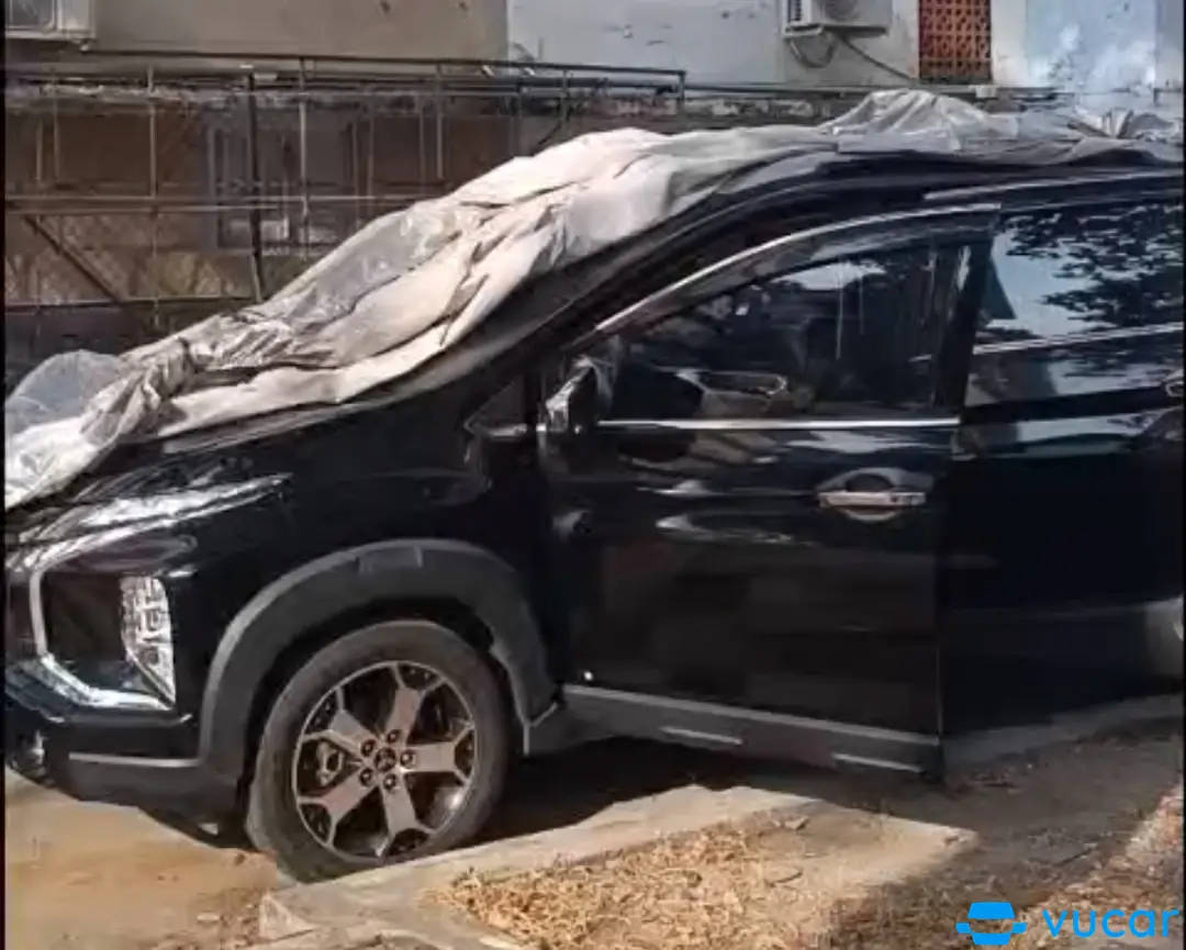 Ảnh xe Mitsubishi Xpander Cross 1.5 AT 2021 - ảnh 3