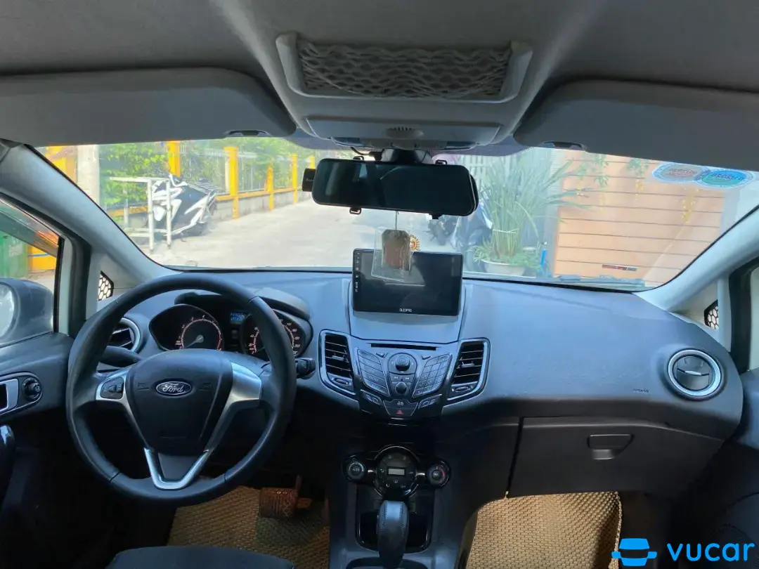 Ford fiesta ecoboot  AT 2015 - Nội thất 4
