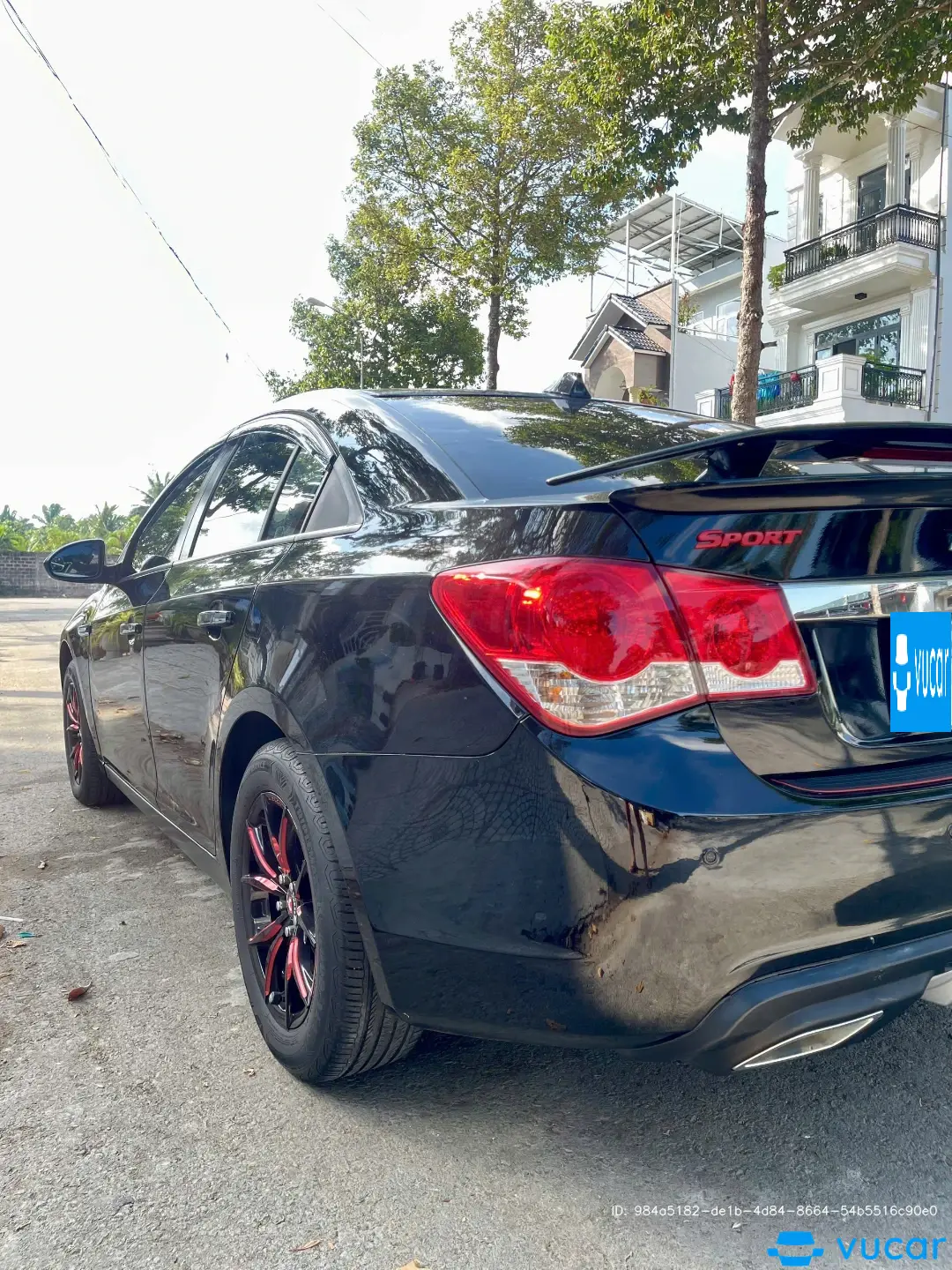 Chevrolet Cruze 1.8 LT 2011 - Ngoại thất 12